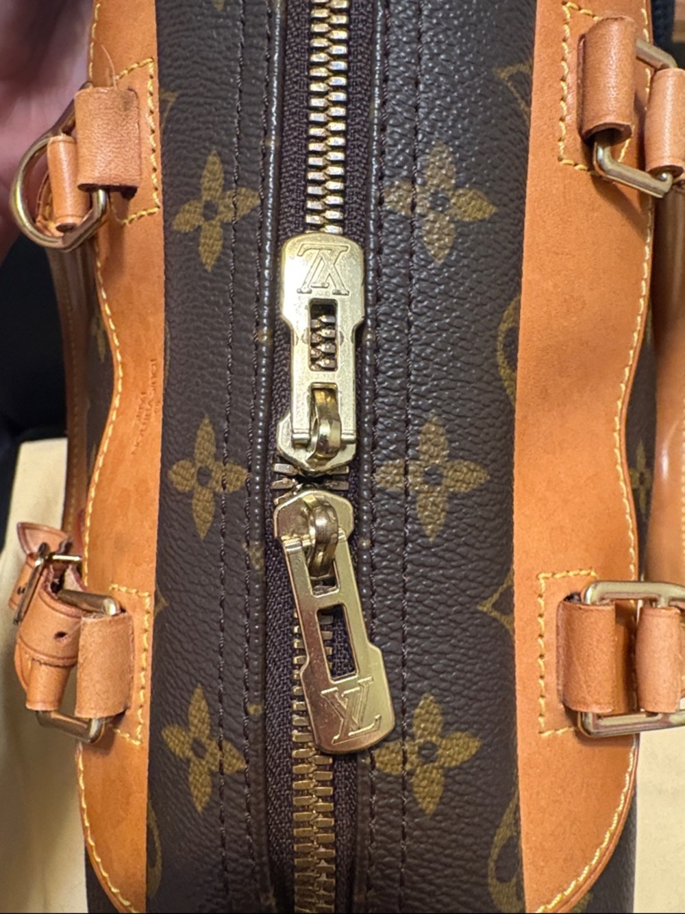 Louis Vuitton Vintage Deauville w/ COA - Picture 10 of 13